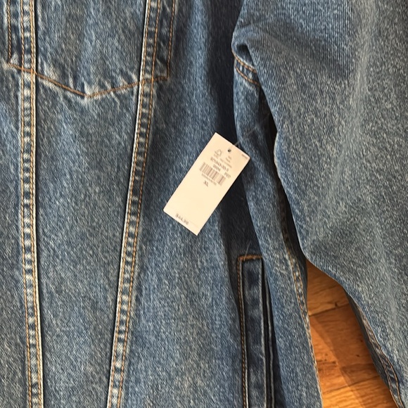 Brand new Jean jacket with tag - Picture 4 of 4